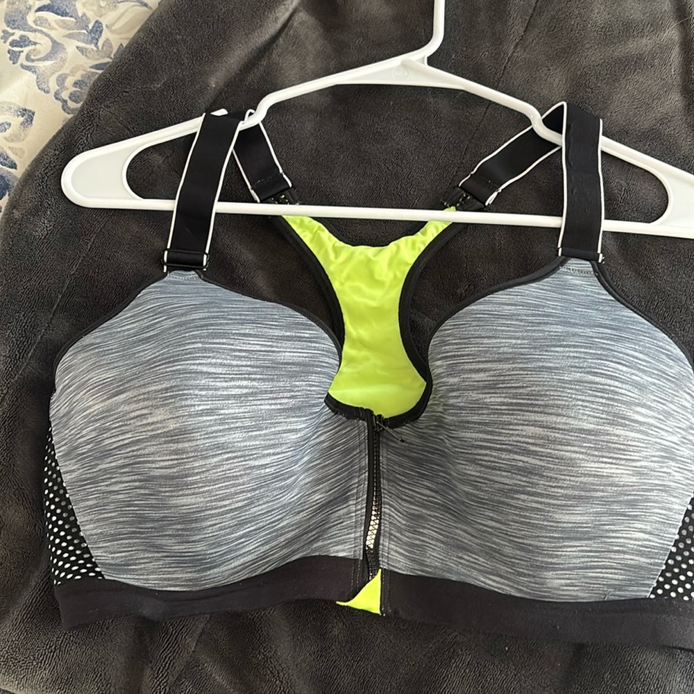 Maiden form  sports bra